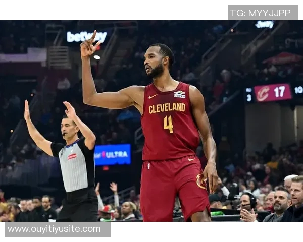 莫布里表现出色12投7中收获17分10篮板5助攻2盖帽助球队稳定胜利