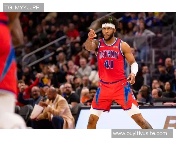 萨迪克贝高效表现17投7中斩获21分7篮板助攻全面展现实力 萨迪克贝高效表现17投7中斩获21分7篮板助攻全面展现实力